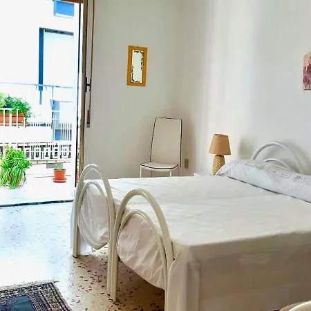 Panoramico A Pochi Km Dal Mare Apartman Partanna